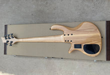 Load image into Gallery viewer, 5 Strings Bolt-on Neck Original Color Electric Bass Guitar With Burl