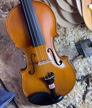 Load image into Gallery viewer, Powerful Clear Tone! Handmade Violin 4/4 Stradivarius violino set